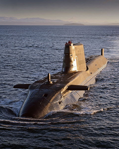 Britská útočná ponorka třídy Astute. Kredit: Will Haigh / Wikimedia Commons.