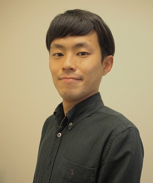 První autor studie a vedoucí výzkumného týmu Koji Inoue (?? ??), odborný asistent, Laboratoř zpracování řeči a zvuku, Katedra vědy a technologií umělé inteligence, Škola pro postgraduální studium v oblasti informatiky, Kjótská univerzita. Kredit: Kyo