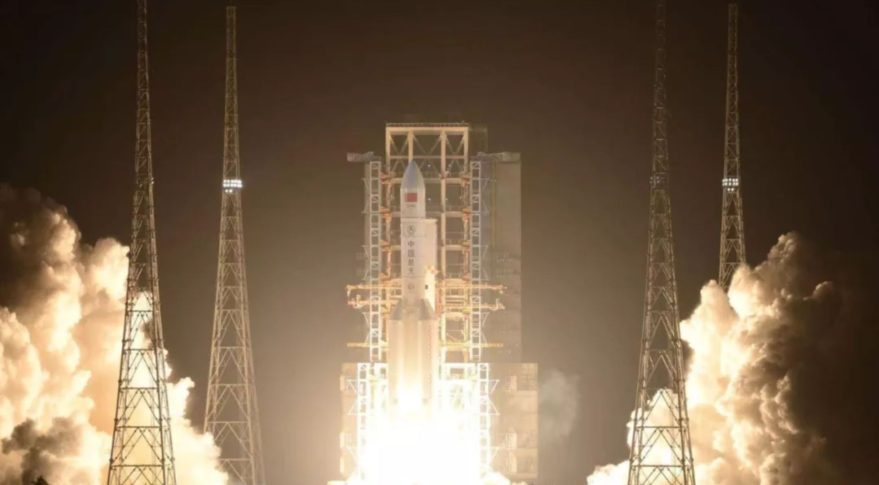Úspěšný start rakety Dlouhý pochod 5 koncem roku 2019 otevřel cestu i k nové měsíční misi (zdroj CASC).