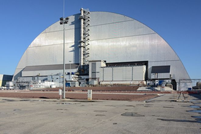 Nový sarkofág byl již oficiálně zprovozněn (zdroj Černobylská jaderná elektrárna).