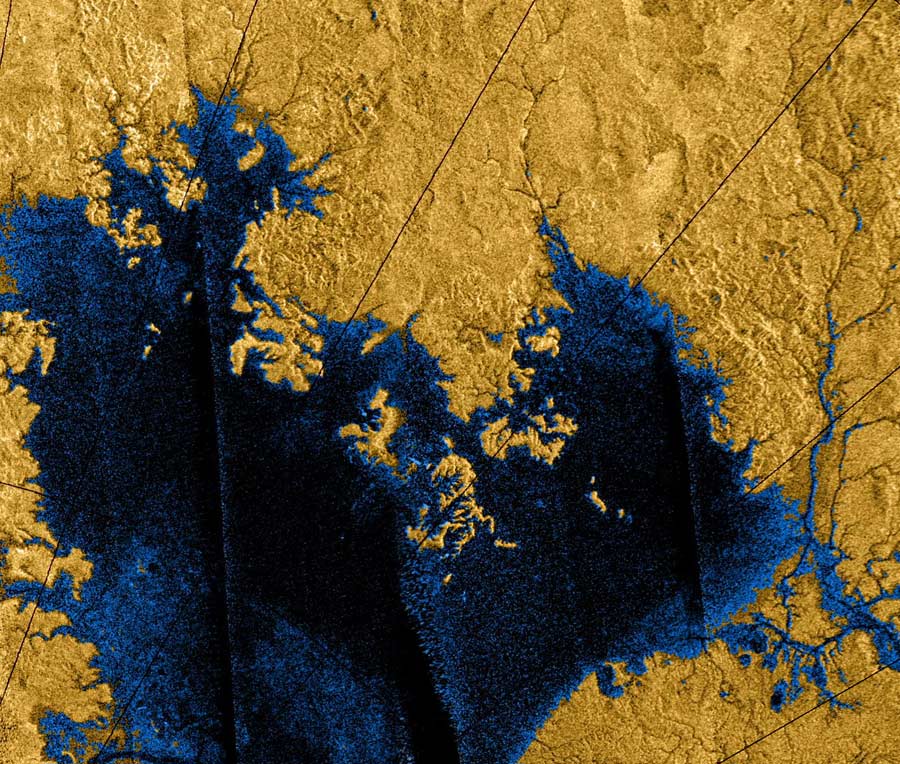 Uhlovodíková  jezera na Titanu. Kredit: NASA, Martian Chronicles.