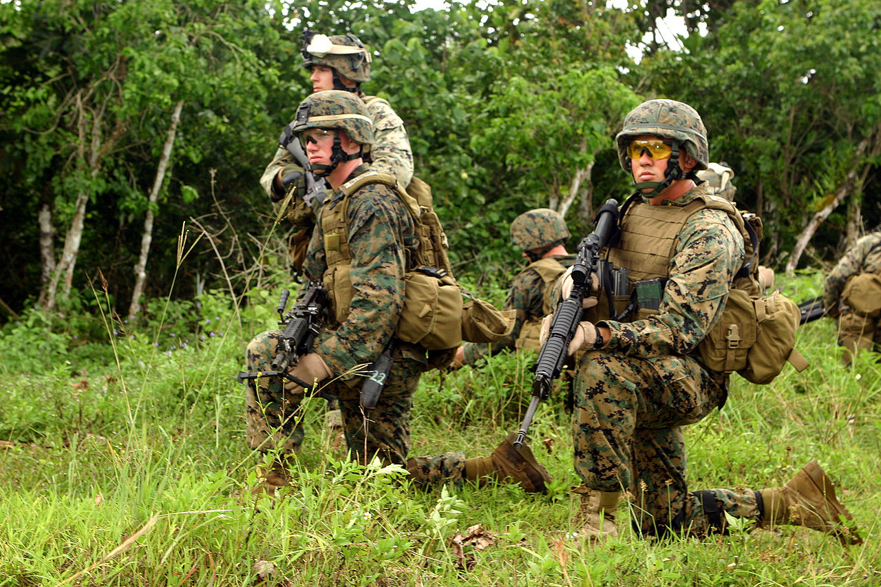 US Marine Corps nejsou žádné poseroutky. COVID 19 se mezi nimi šíří převážně bezpříznakově.