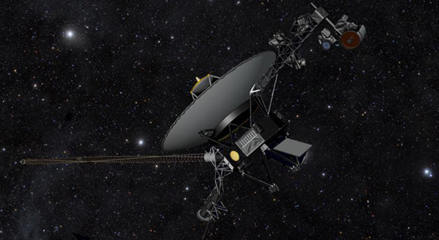 Do oblasti heliopauzy, kde tlak sluneÄŤnĂ­ho vÄ›tru uĹľ nestaÄŤĂ­ na pĹ™ekonĂˇnĂ­ tlaku galaktickĂ©ho zĂˇĹ™enĂ­ a je okrajem heliosfĂ©ry se dostaly i sondy Voyager (zdroj NASA)