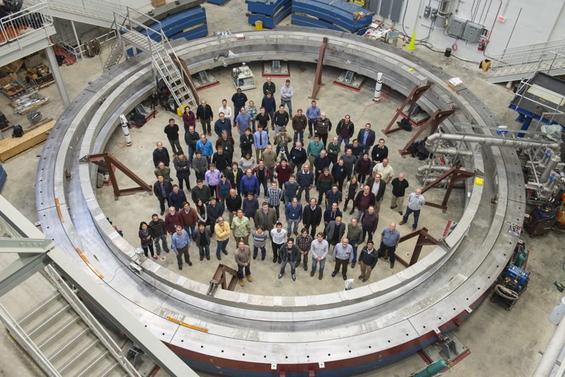 LidĂ© experimentu Muon g â€“ 2. Kredit: Fermilab.