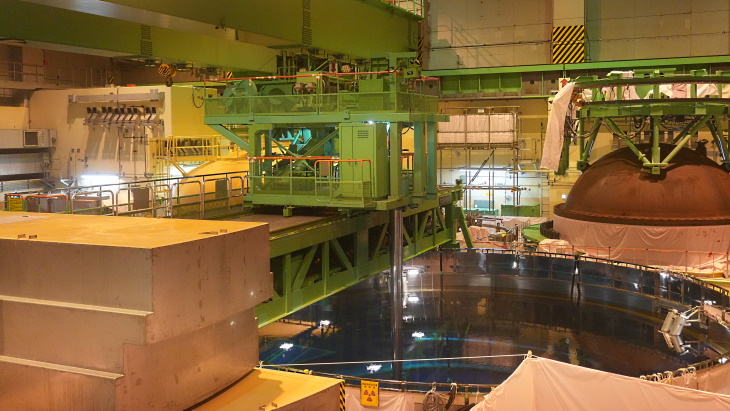 Zavážení paliva do bloku Kašiwazaki-Kariwa 6 (zdroj Tepco)