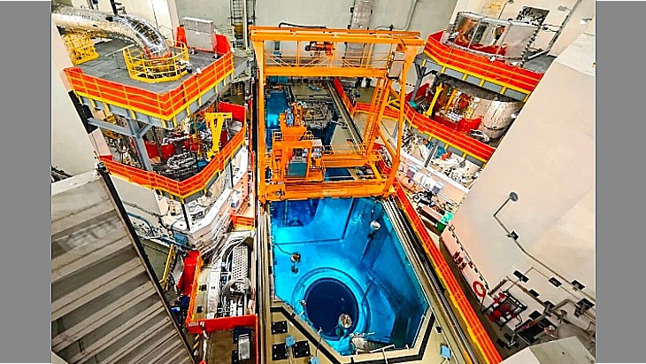 Zavážení paliva do reaktoru Čang-čou 2 (Zdroj CNNC)