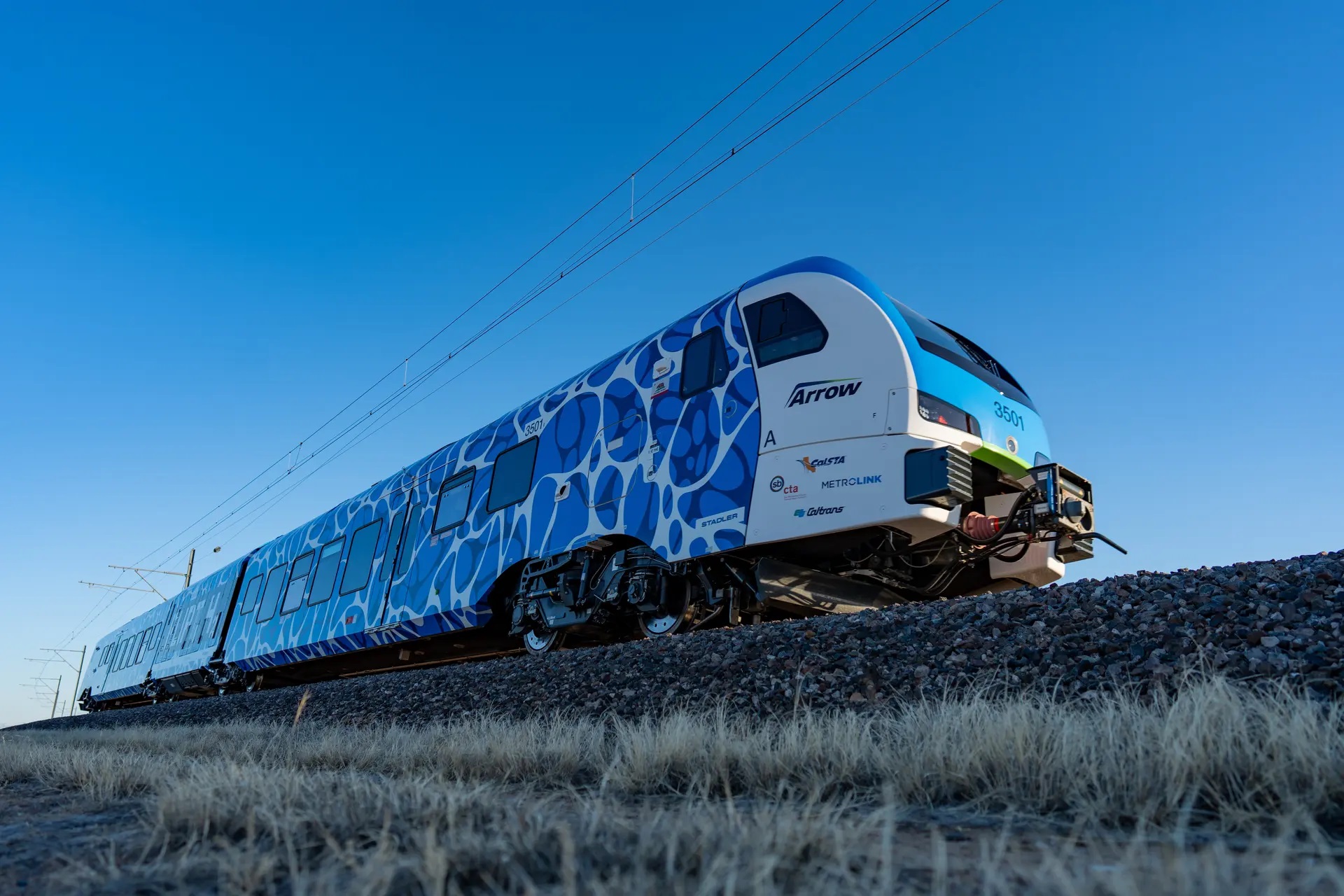 Vodíkový vlak Flirt H2. Kredit: Stadler Rail.