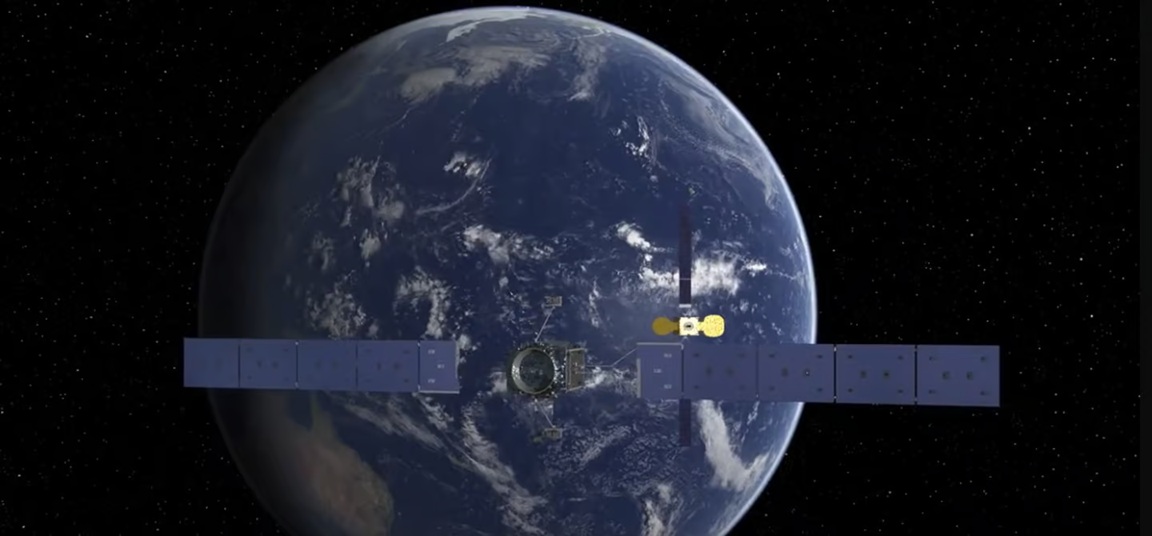 MEV-1 (vlevo) se blíží k satelitu Intelsat IS-901. Kredit: Northrop Grumman.
