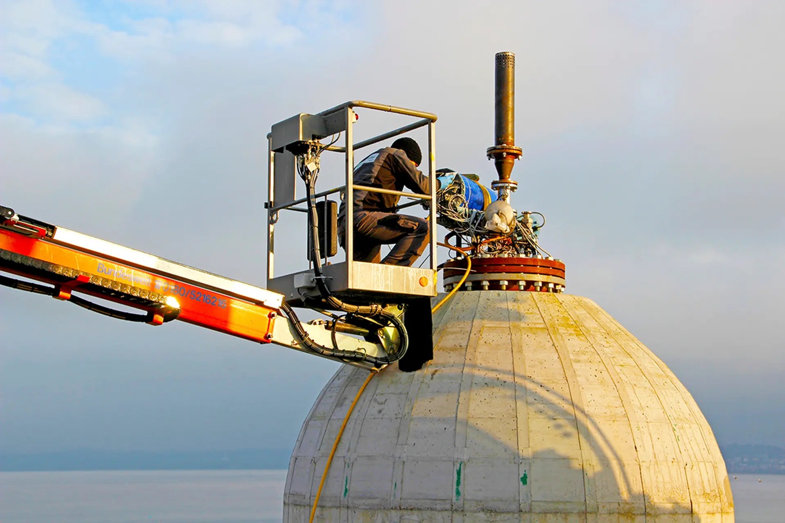 Příprava zmenšeného prototypu. Kredit: Fraunhofer IEE.