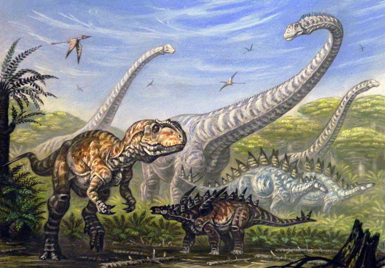 Ukázka některých zástupců druhově extrémně bohaté dinosauří fauny čínského geologického souvrství Ša-si-miao. Zleva jsou zde zobrazeny rody Yangchuanosaurus (teropod), Mamenchisaurus (obří sauropod), Tuojiangosaurus (stegosaurid v pozadí) a Gigantspi