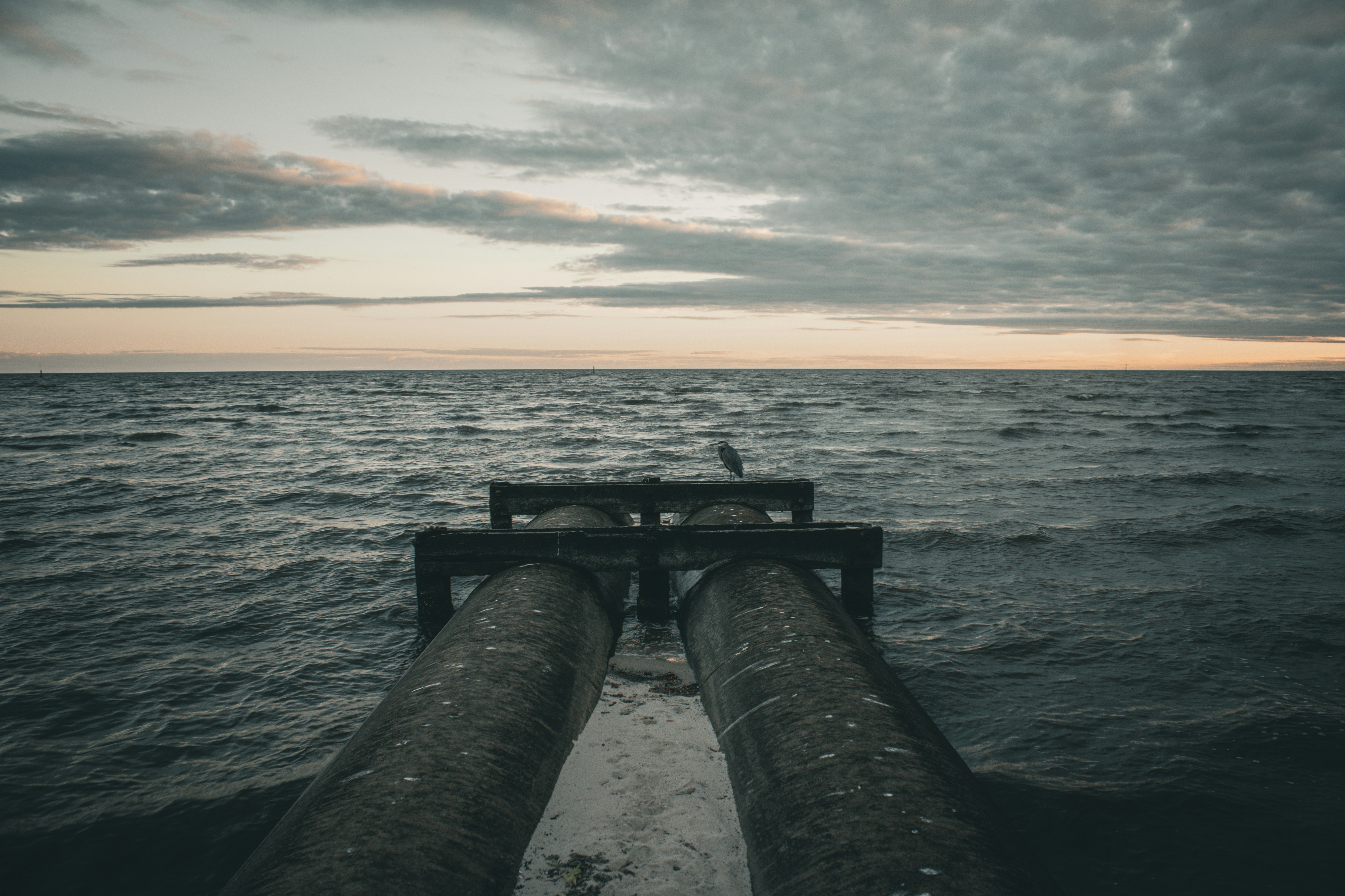 Pomůže nám s CO2 alkalický odpad? Kredit: Jennifer Simmons via Unsplash.