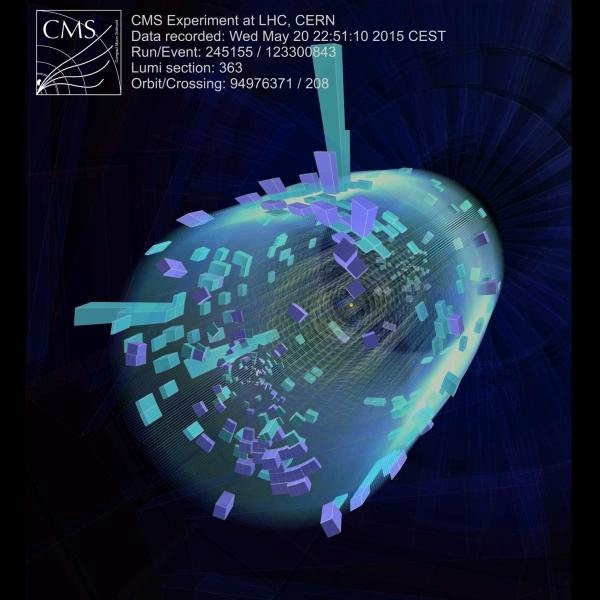 RekordnĂ­ srĂˇĹľka protonĹŻ na LHC o vĂ˝slednĂ© energii 13 TeV na detektoru CMS. Kredit: CMS / CERN.