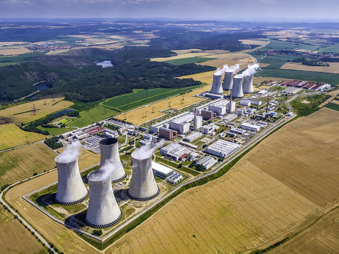 Elektrárna Dukovany (zdroj ČEZ).