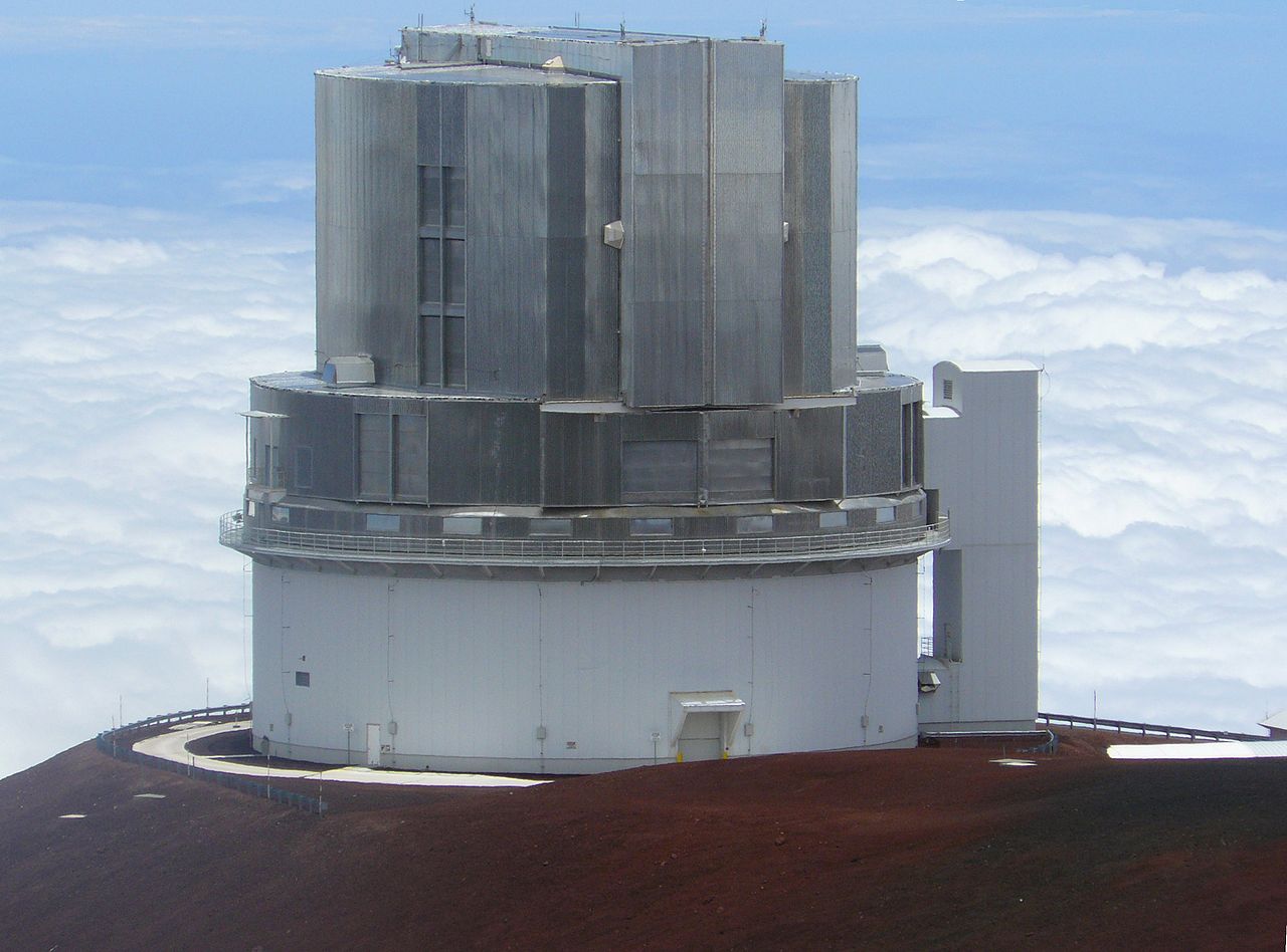 Ani havajskĂ˝ teleskop Subaru s prĹŻmÄ›rem zrcadla 8,5 metru nedokĂˇzal najĂ­t vhodnĂ©ho kandidĂˇta pro prĹŻlet.  Zdroj: https://upload.wikimedia.org