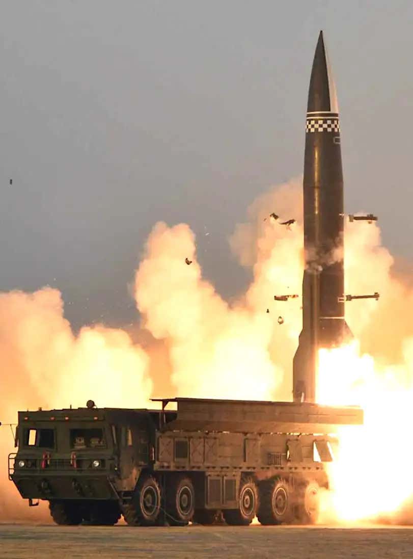Test nové verze střely KN-23 v Severní Koreji. Kredit: North Korea State Media.