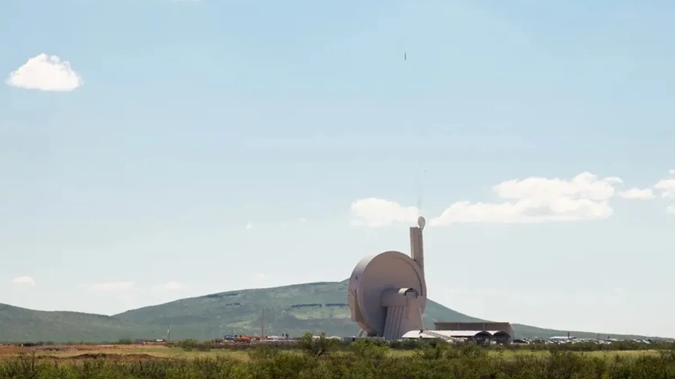 Výstřel katapultu Suborbital Accelerator v září 2022. . Kredit: SpinLaunch.
