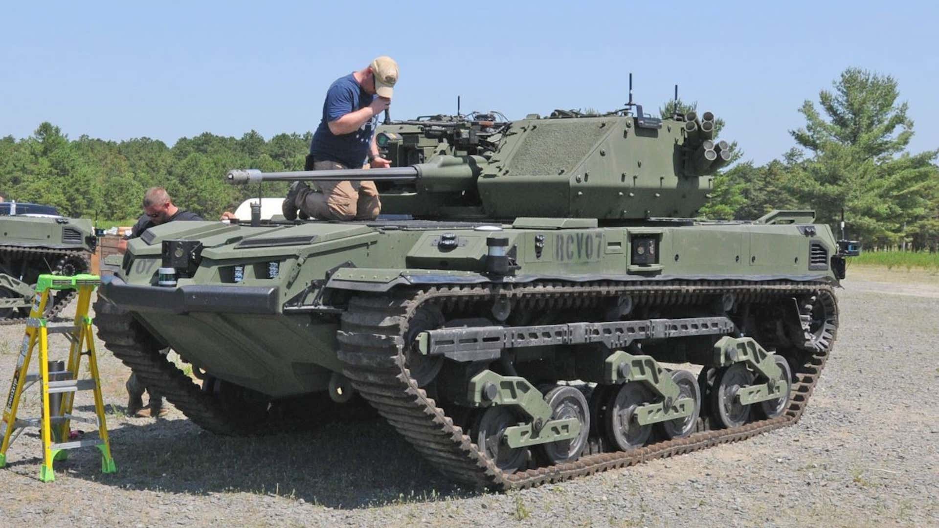 Minitank Ripsaw během testů na Fort Dix. Kredit: US Army.