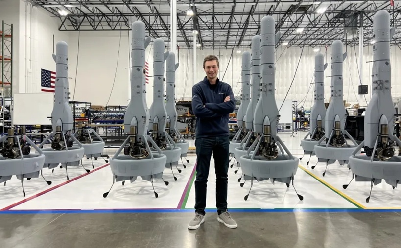 Armor Harris s drony V-BAT. Kredit: Shield AI.