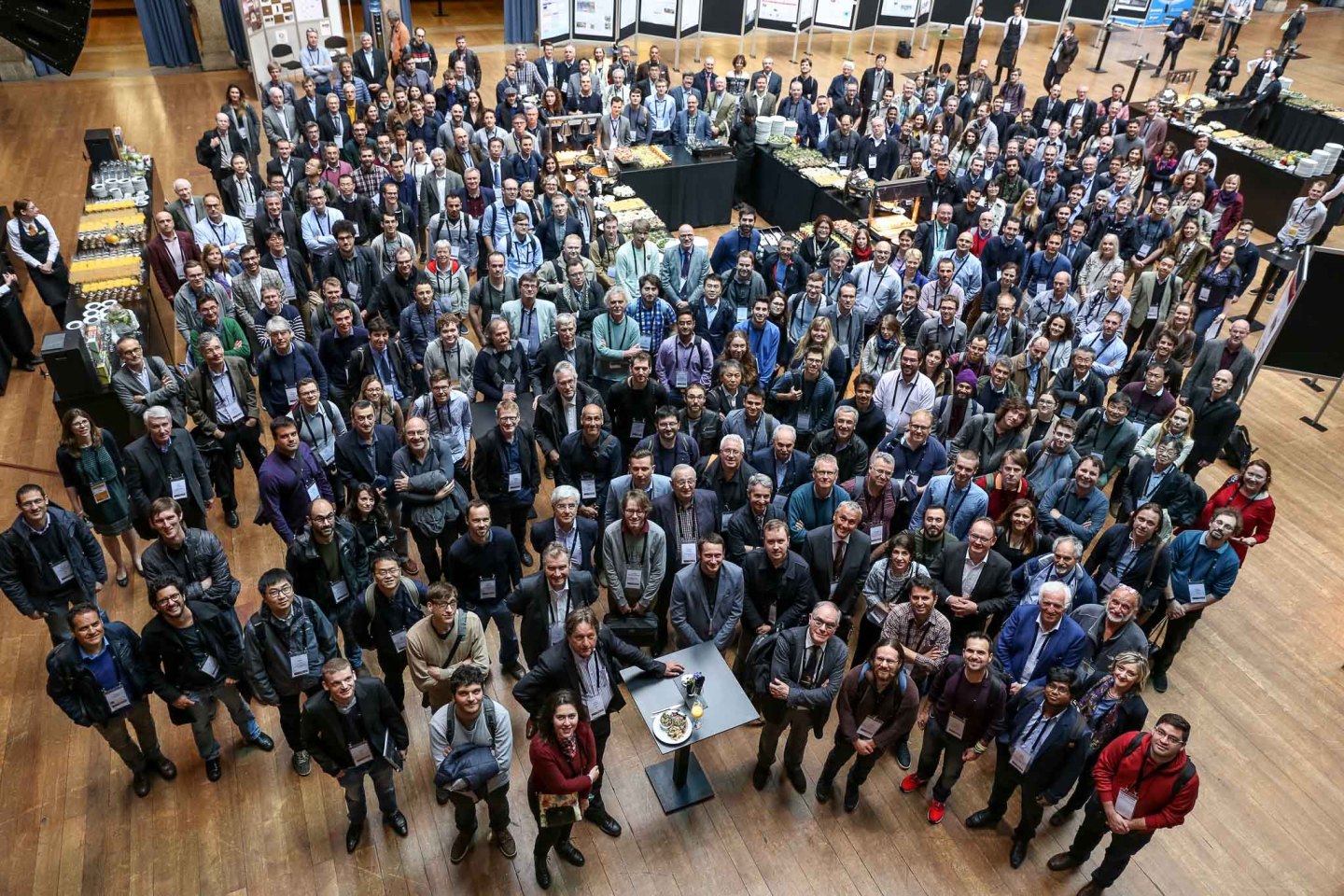 Fotografie účastníků kolaborace FCC na každoroční konferenci, 2019. Courtesy CERN.