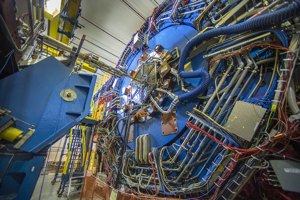 Detektor STAR srĂˇĹľeÄŤe RHIC. Kredit: Brookhaven National Laboratory.