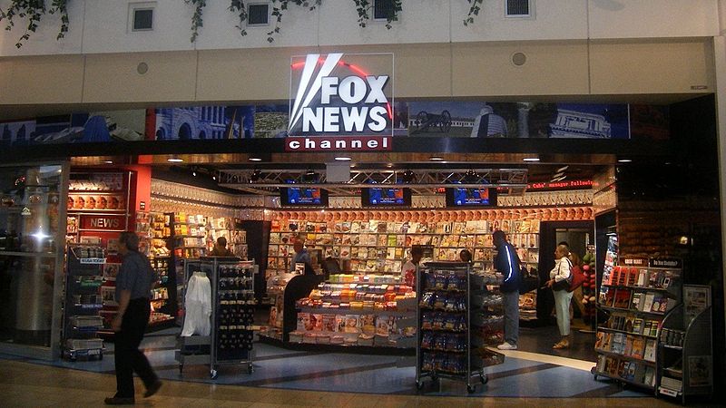 Stanice jako Fox News hrají v polarizaci americké společnosti nemalou roli. Kredit: Rae Whitlock / Wikimedia Commons.