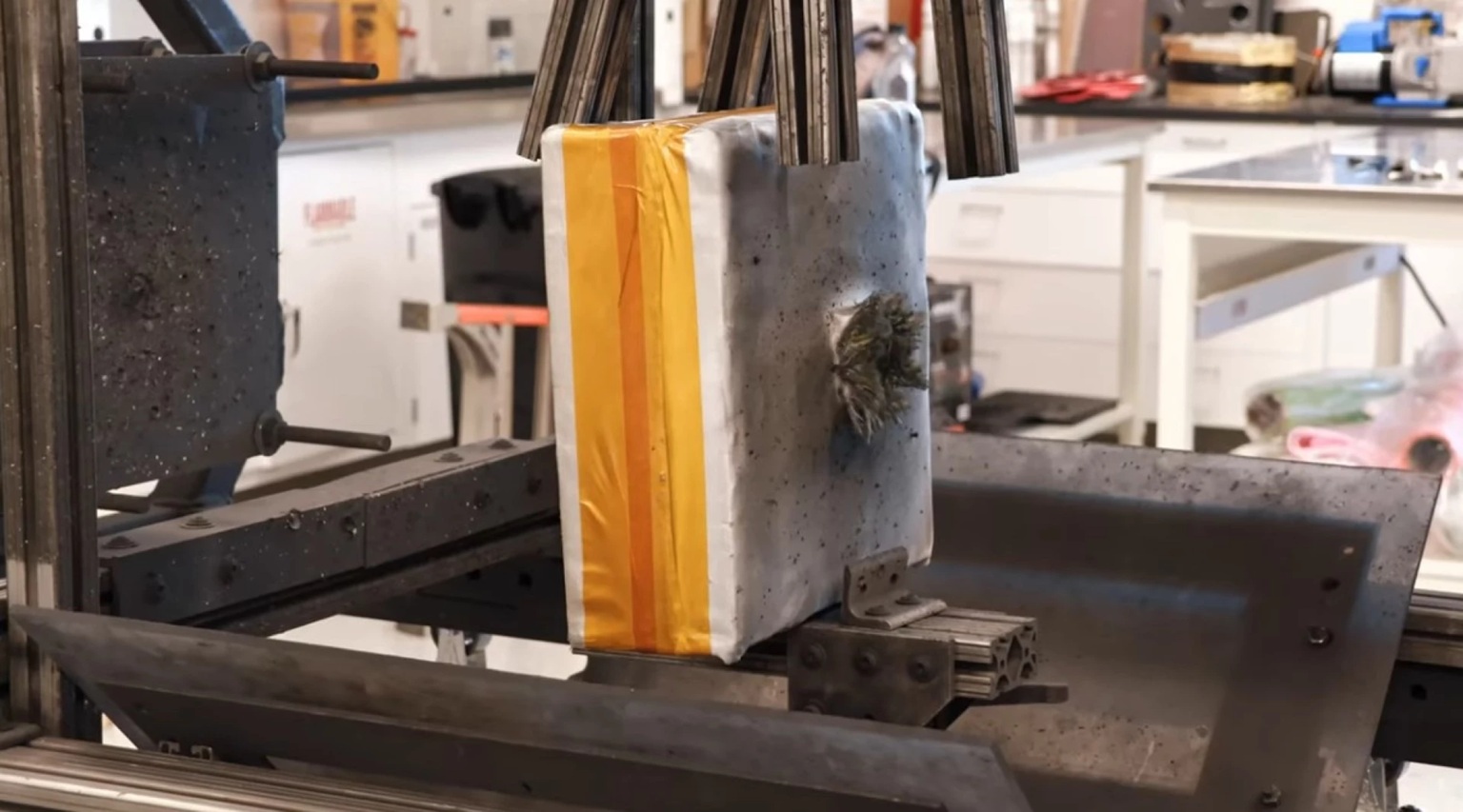 Testování je tvrdé. Kredit: Atomic-6.