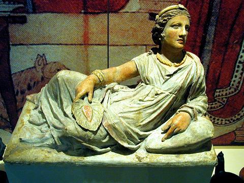 Etruská žena. Terakotová soška Kredit: Thomas IhleCC BY-SA 3.0