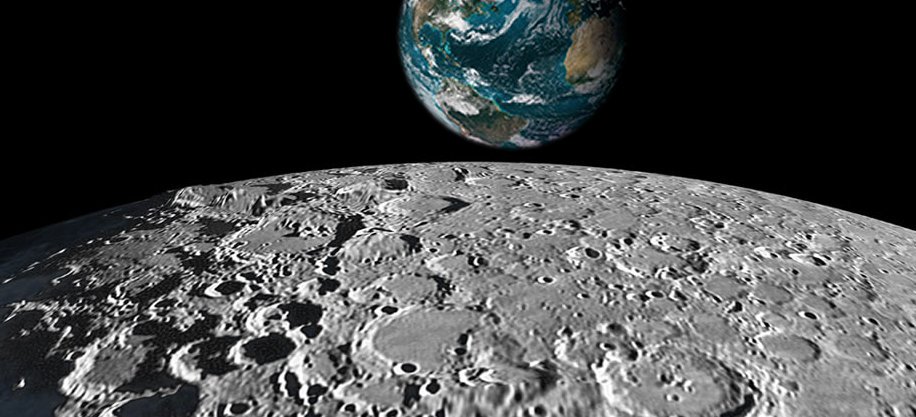 Jeden z pěkných snímku pořízených družicí Měsíce Kaguya (zdroj JAXA).