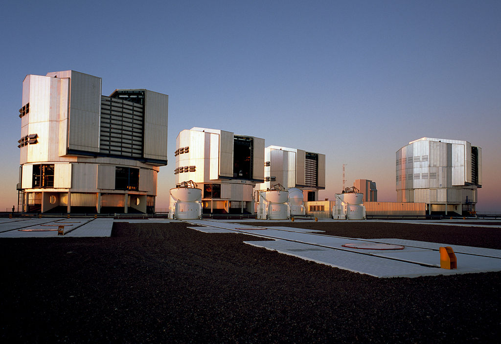 Very Large Telescope. Kredit: ESO/H.H.Heyer.