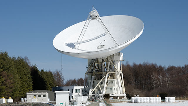 Nobeyama 45-m Radio Telescope. Kredit: NAOJ.