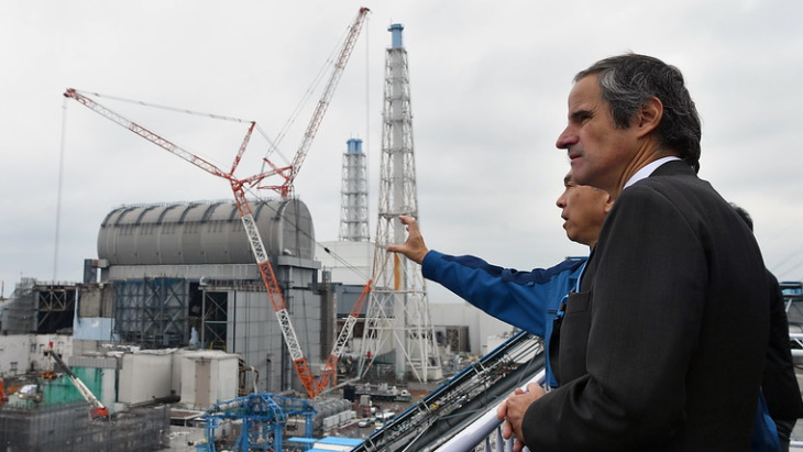 Předseda MAAE Rafael Mariano Grossi při své návštěvě Fukušimy I (zdroj Dean Calma/MAAE).