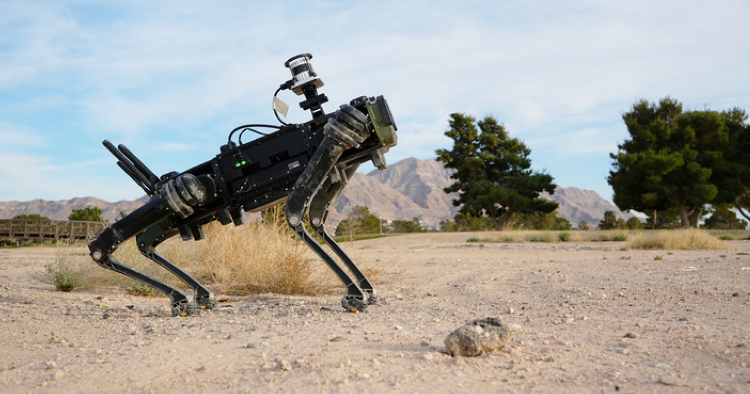 Japonsko nasazuje robopsy i při zemětřesení. Kredit: Ghost Robotics.