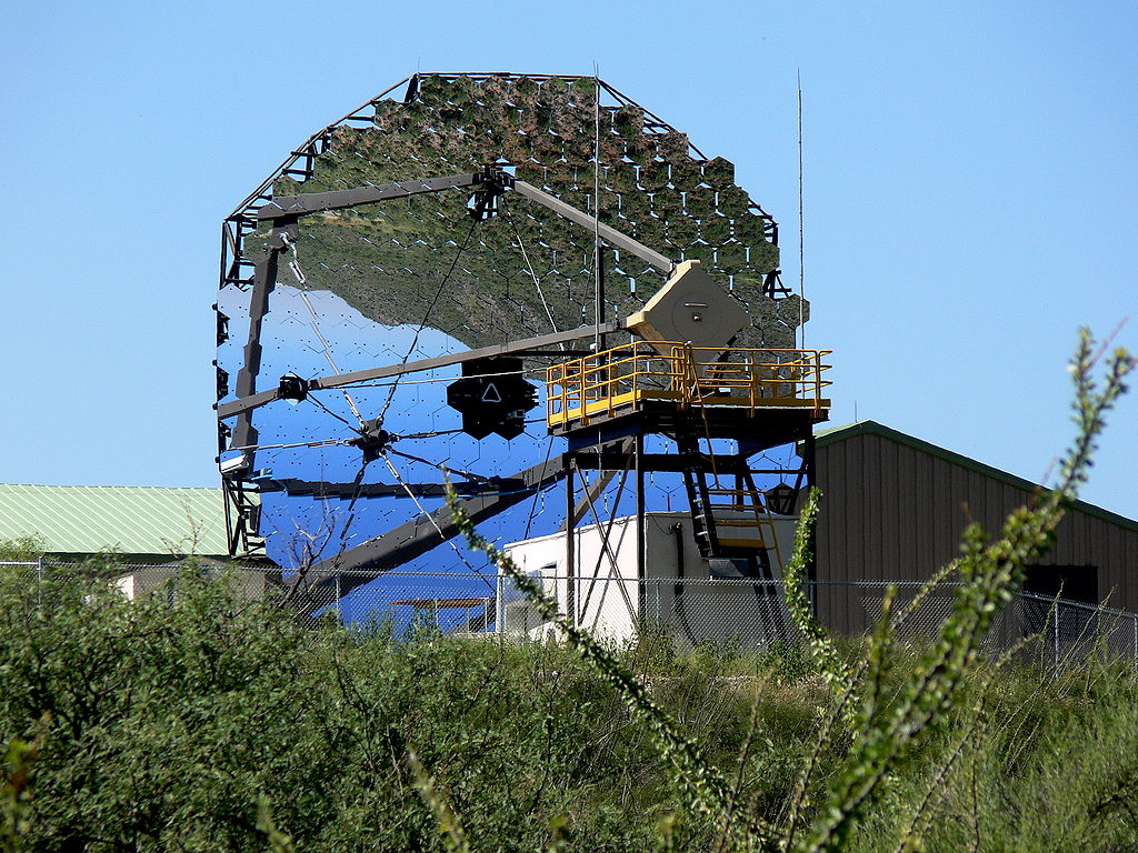 Teleskop soustavy VERITAS ÄŤ. 3. Kredit: Wars / Wikimedia Commons.