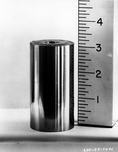 Radionuklidový zářič s izotopem cesium-137. Kredit: United States Department of Energy, Wikimedia Commons.