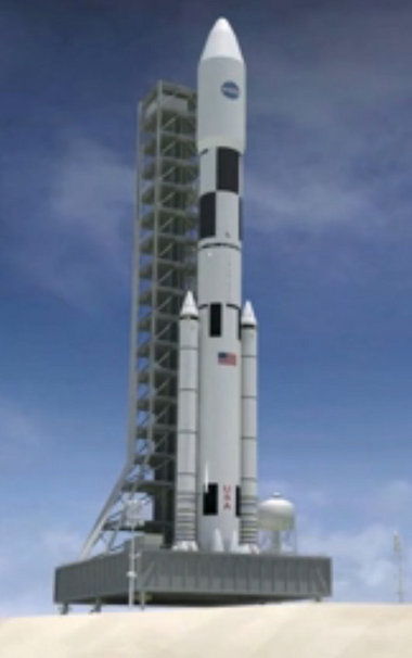 Raketa SLS ve finĂˇlnĂ­ konfiguraci. Zdroj: http://media.al.com/