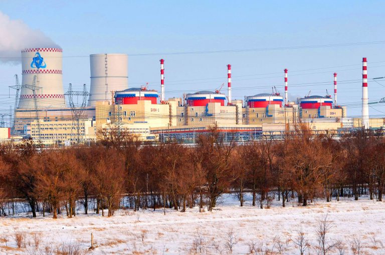 Čtyři bloky elektrárny Rostov (zdroj Rosatom).