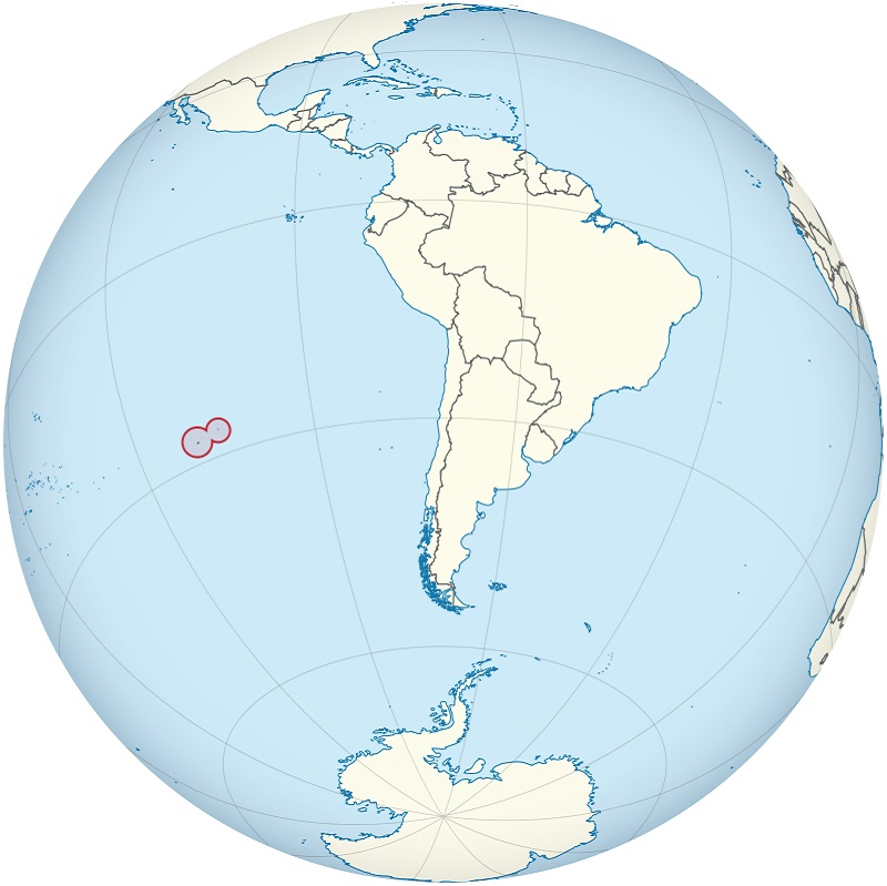Velikonoční ostrov má plochu pouhých 163 km čtverečních. Je druhý nejodlehlejší obývaný ostrov světa. Jeho nejbližším obývaným sousedem je Pitcairn, vzdálený 2075 km. K pobřeží Chile to je 3600 km.