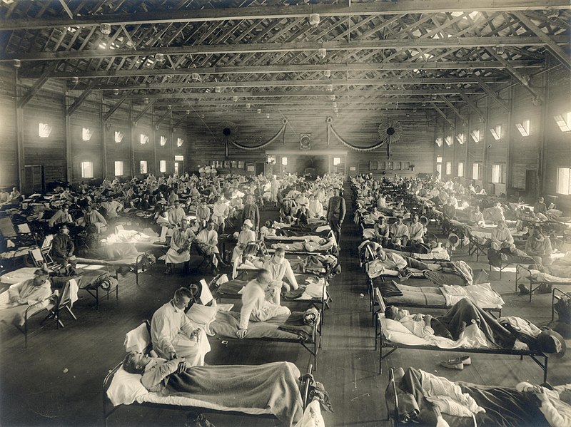 Španělská chřipka, Kansas, 1918. Kredit: Otis Historical Archives, National Museum of Health and Medicine / Wikimedia Commons.