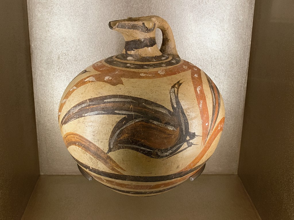 Široký džbán z Akrotiri s malbou ptáka. Národní archeologické muzeum v Athénách, Akr 1838. Kredit: Zde, Wikimedia Commons.