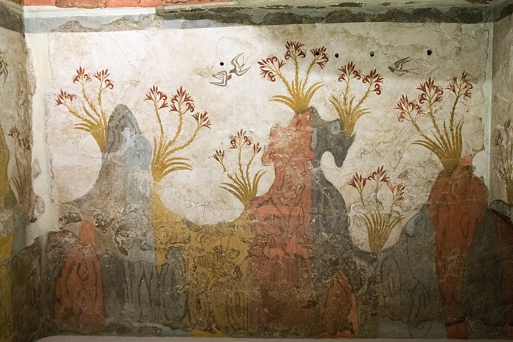 Část „Jarní fresky“ z místnosti D1 v Akrotiri. Národní archeologické muzeum v Athénách, BE 1974.29. Kredit: Zde, Wikimedia Commons.