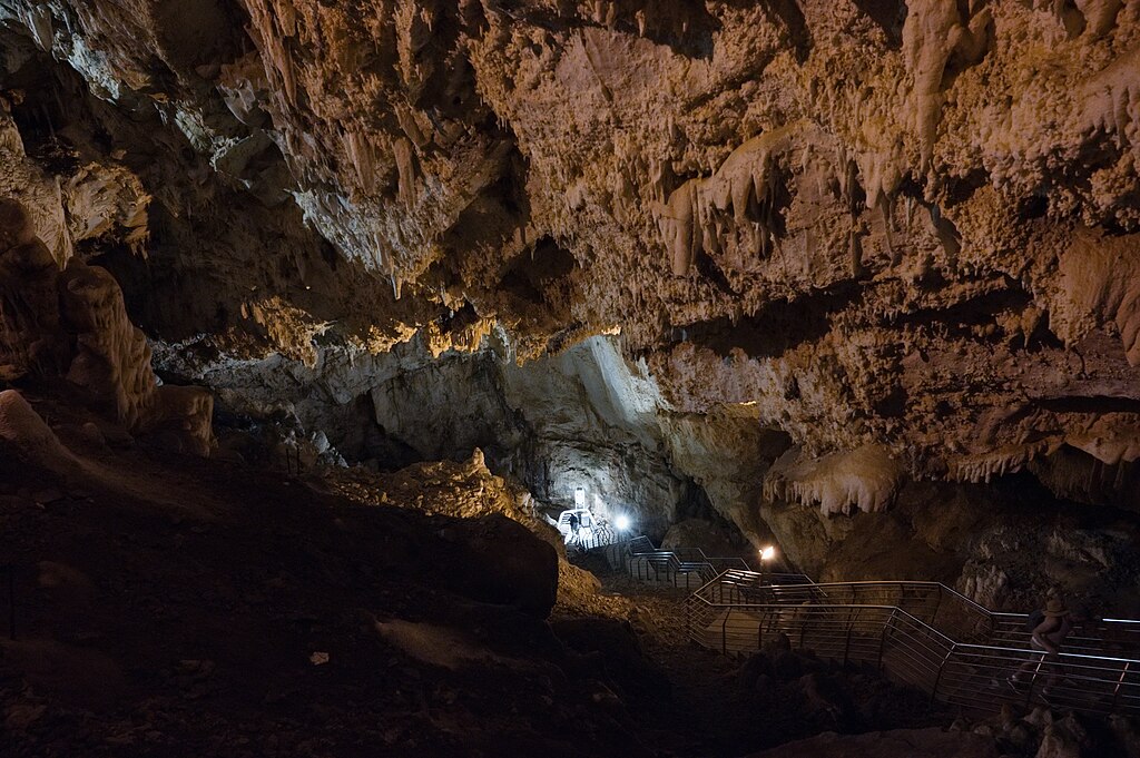 Delší odbočka ke Královské komoře. Kredit: Zde, Wikimedia Commons. Licence CC 4.0.