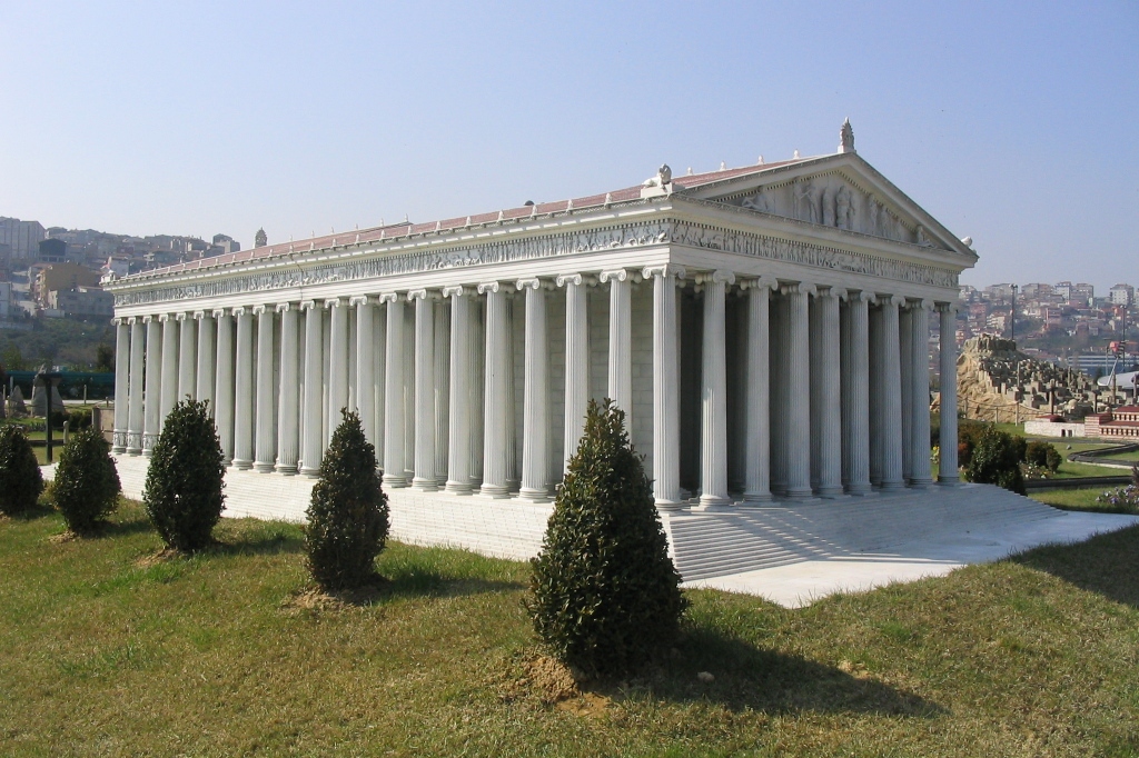 Model Artemidina chrámu v Efesu, Miniatürk Park, Istanbul. Kredit: Zee Prime, Wikimedia Commons. Licence CC 2.5.