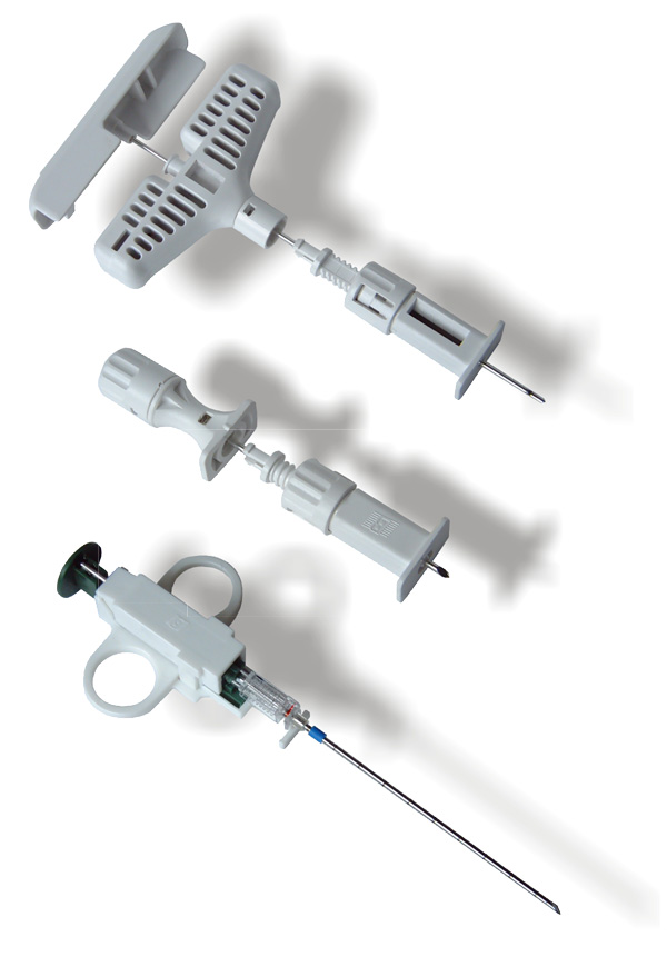 ZĂˇkroky bioptickou jehlou je nutnĂ© provĂˇdÄ›t v narkĂłze a odbÄ›r vzorku nenĂ­ bez rizika.