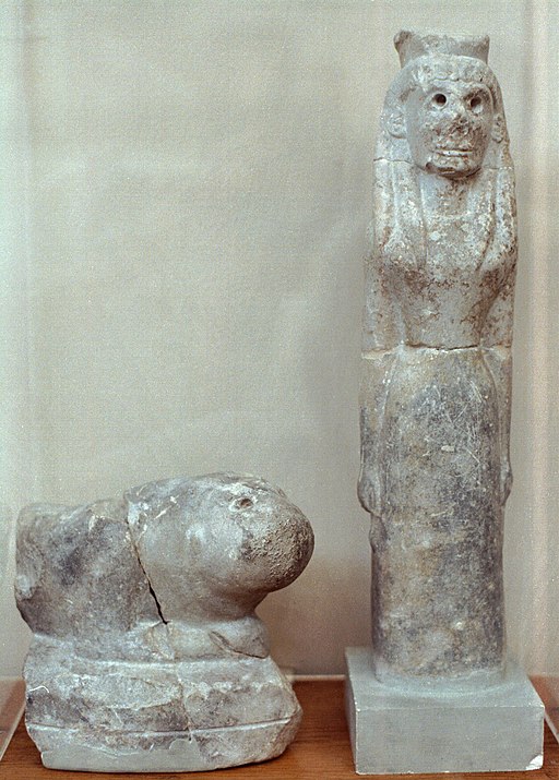 Artemis se lvem, 7. století před n. l. Archeologické muzeum v Olympii. Kredit: Wikimedia Commons.