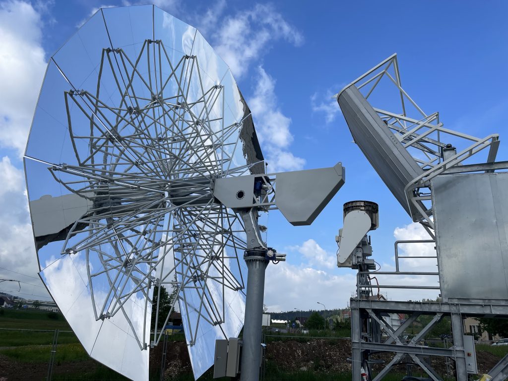 Solární pec. Kredit: Panatere.