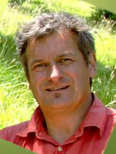 Daniel Robert, zastánce  komunikace světa rostlin a hmyzu prostřednictvím elektrického pole. (Kredit: University of Bristol)