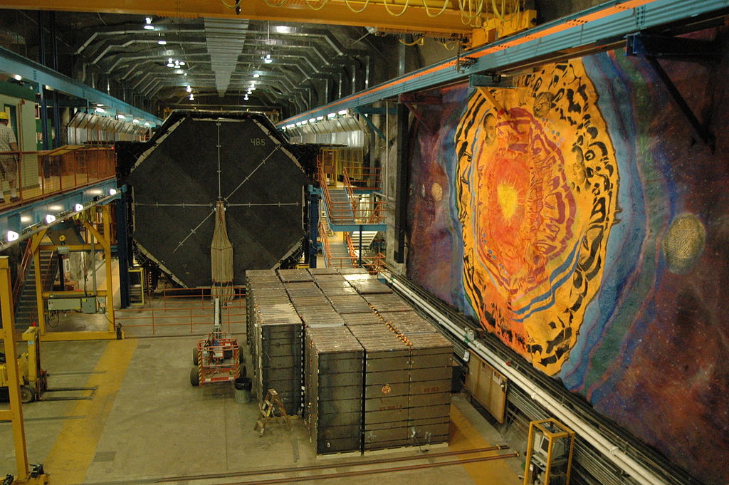 Detektor projektu MINOS vÂ Soudanu. Kredit: ShakataGaNai, Wikimedia Commons.