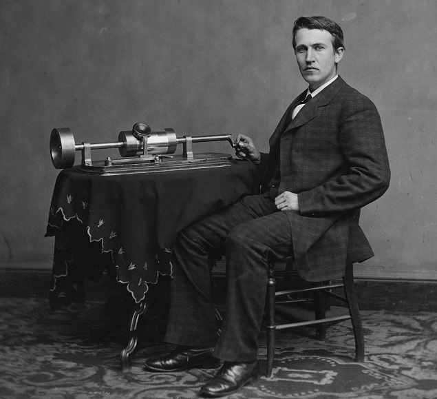 VinnĂ˝ kokainovĂ˝ ĹľivotabudiÄŤ si oblĂ­bil i vynĂˇlezce fonografu a ĹľĂˇrovky Thomas Alva Edison. Kredit Wikipedia,volnĂ© dĂ­lo)