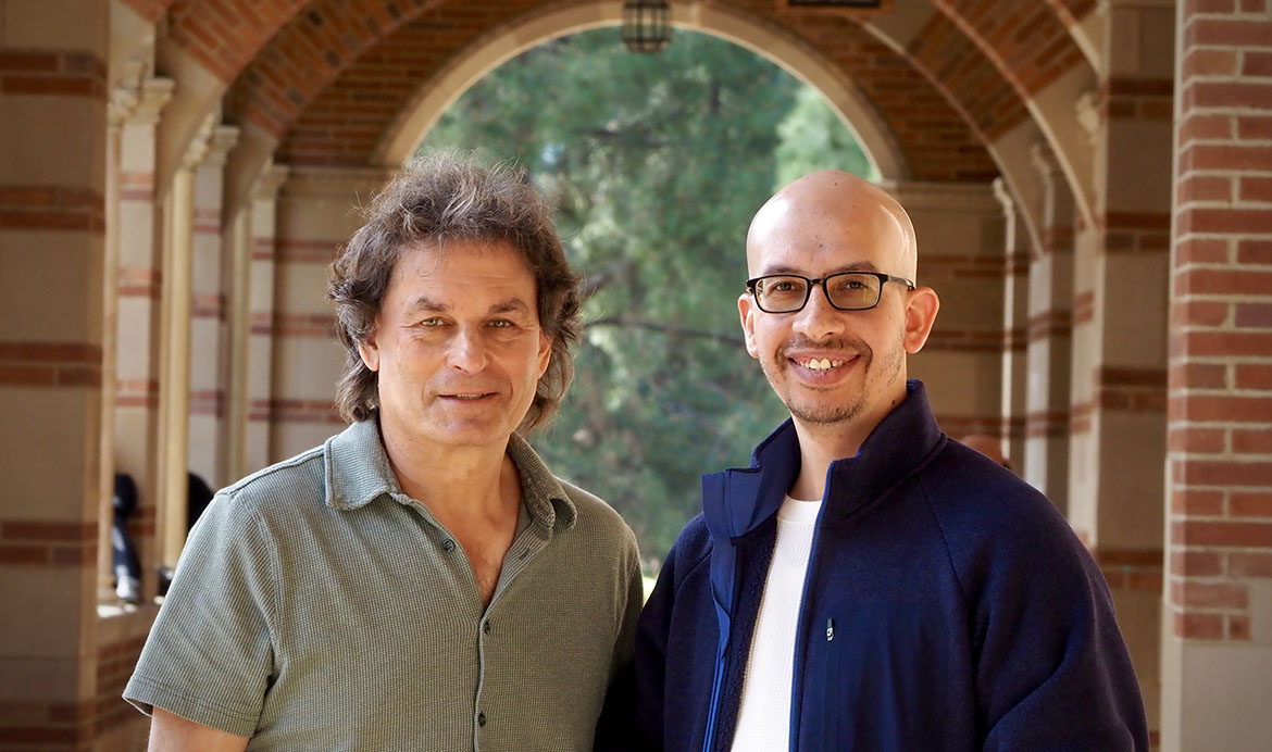 Ric Kaner a Maher El-Kady. Kredit: Isabella Luo / UCLA.