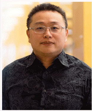 Gang Han, biochemik, jediný zahraniční spoluautor studie. Kredit:  University of Massachusetts.